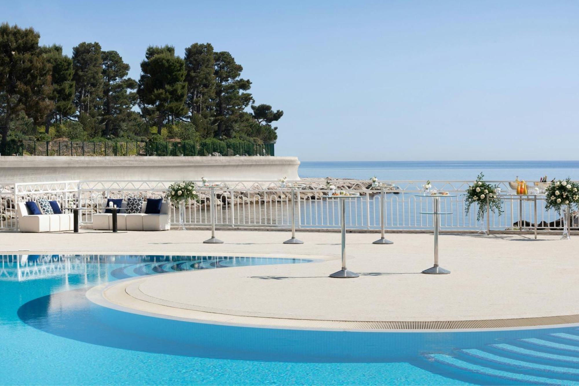 Le Méridien Beach Plaza Monte Carlo Esterno foto